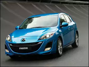 Nowa, Mazda 3
