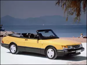 Żółty, Saab 900 Convertible