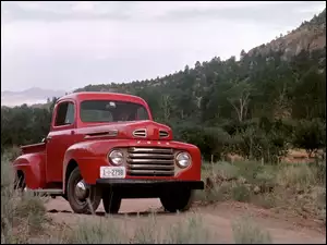 Zabytkowy, Ford F 1