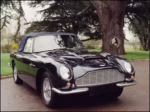 Aston Martin DB6, Volante