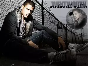 Prison Break, Wentworth Miller, ogrodzenie, adidasy