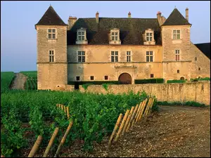 Francja, Dworek