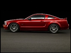 Ford Mustang, Lewy Profil