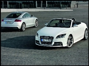 Audi TT, Nadwozia, Dwie, Wersje
