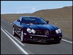 Mercedes SLR, Droga