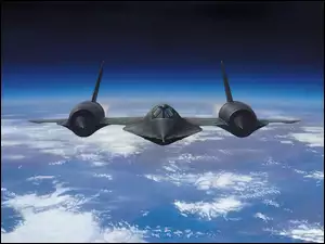 Chmurami, SR-71 Blackbird, Ponad