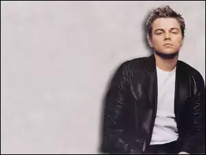 Leonardo DiCaprio, kurtka skórzana