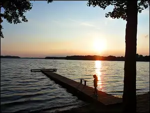 Pomost, Jezioro, Dziecko