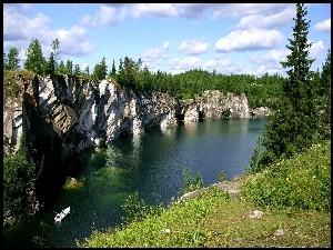 Łódka, Rzeka, Skały