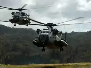 Super Stallion, Śmigłowce, Lądowisko