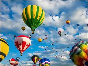 Balony, Zawody