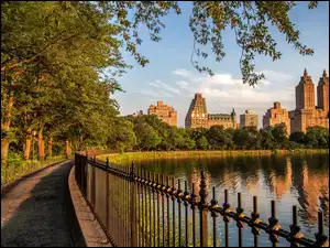 Stany Zjednoczone, Drzewa, Manhattan, Ścieżka, Central Park, Park miejski, Jacqueline Kennedy Onassis Reservoir, Jezioro, Budynek Eldorado, Nowy Jork