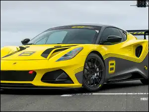 Żółty, Lotus Emira GT4