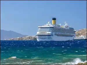 Morze, Statek pasażerski, Costa Fortuna