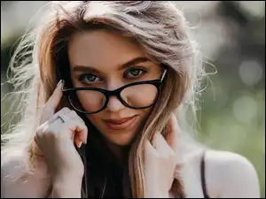Uśmiech, Dziewczyna, Blondynka, Okulary