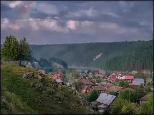 Tęcza, Wzgórza, Rzeka, Kraj Permski, Wieś Kyn, Drzewa, Rosja, Domy
