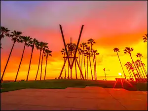 Kalifornia, Stany Zjednoczone, Morze, Zachód słońca, Venice Beach V Sculpture, Palmy