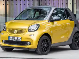 Smart Fortwo Cabrio w salonie