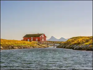 Dom na Lofotach w Norwegii