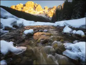 Dolomity, Rzeka, Włochy, Góry, Trydent-Górna Adyga, Zima, Drzewa