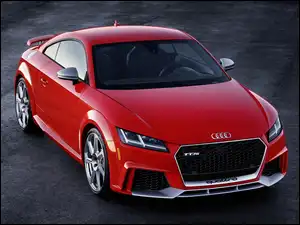 Czerwone Audi RS TT