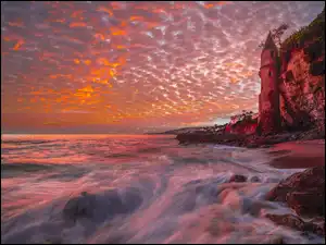 Stany Zjednoczone, Victoria Beach, Kalifornia, Skały, Zachód słońca, Wieża, Pirate Tower, Morze, Klif