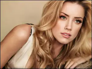 Spojrzenie, Amber Heard, Blondynka, Kobieta, Aktorka