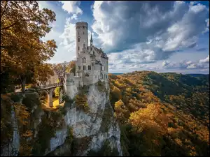 Lichtenstein, Niemcy, Skały, Lasy, Zamek Lichtenstein Castle, Góry