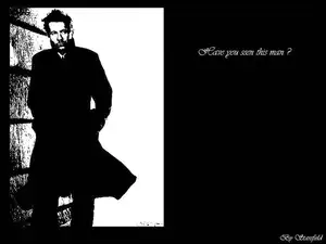 czarny płaszcz, Gary Oldman