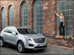 Ściana, Kobieta, Cadillac XTS, Srebrny, Okna