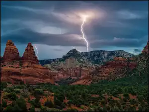 Arizona, Sedona, Piorun, Stany Zjednoczone, Burza, Krzewy, Skały