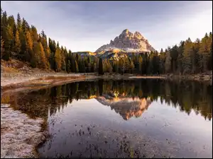 Włochy, Antorno Lake, Belluno, Tre Cime di Lavaredo, Drzewa, Góry, Dolomity, Jezioro, Masyw