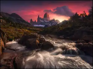Skały, Rzeka, Jesień, Rwąca, Patagonia, Argentyna, Fitz Roy, Góra, Park Narodowy Los Glaciares, Roślinność
