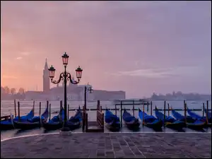 Włochy, Bazylika San Giorgio Maggiore, Chmury, Łodzie, Canal Grande, Cieśnina, Przystań, Latarnia, Gondole, Wenecja