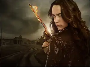 Melanie Scrofano jako Wynonna Earp