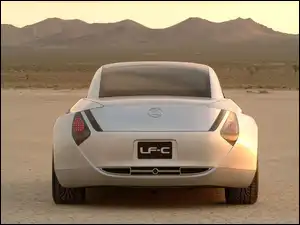 tył, Lexus LF-C