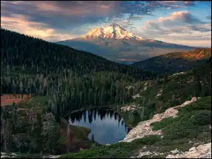 Stany Zjednoczone, Drzewa, Chmury, Las, Góra, Stratowulkan, Jezioro, Mount Rainier, Tipsoo Lake, Waszyngton
