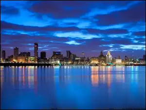 Liverpool, Drapacze chmur, Rzeka, Oświetlenie