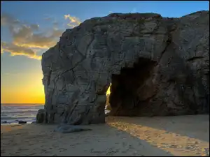Port Blanc Arch w St.Pierre Quiberon