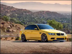 Góry, Żółte, BMW M3, Droga