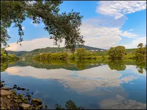 Odbicie, Rzeka, Drzewa, Wzgórza