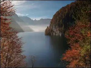 Mgła, Jesień, Konigssee, Bawaria, Góry, Drzewa, Niemcy, Jezioro