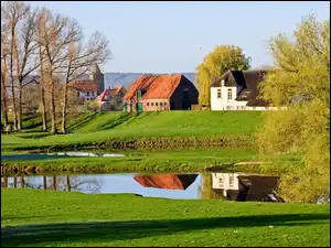 Domy, Wieś, Rozlewiska, Drzewa
