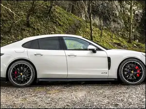 2020, Porsche Panamera GTS