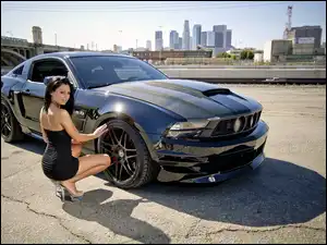 Girl car, Ford Mustang, Kobieta