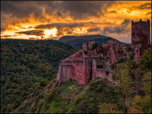 Ruiny zamku Castle Saint-Ulrich