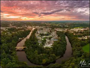Chmury, Durham Cathedral, Drzewa, Katedra, Durham, Anglia, Domy, Miasto, Rzeka, Zachód słońca